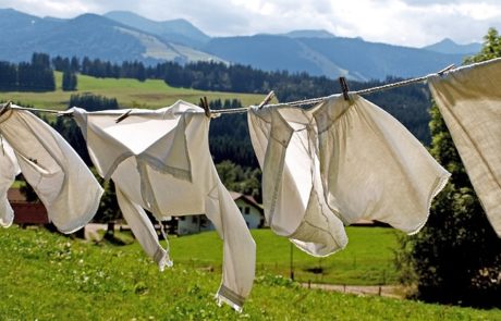 Rêver de vêtements blancs: