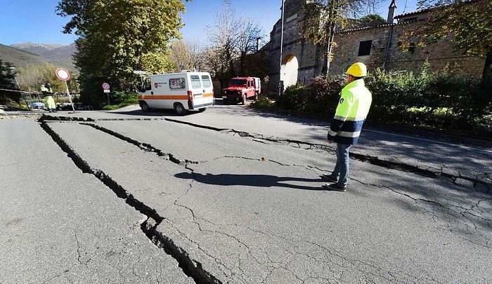 Un rêve de tremblement de terre et son interprétation authentique: Que signifie un rêve de tremblement de terre ?