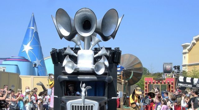 Le rêve de tapage et son interprétation authentique: Que signifie rêver de tapage ?