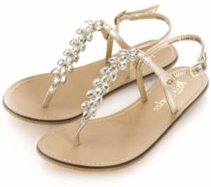 Rêver de sandales et son interprétation: Rêver de sandales et son interprétation: