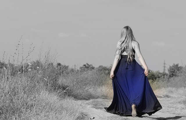 Que signifie un rêve de robe bleue ?