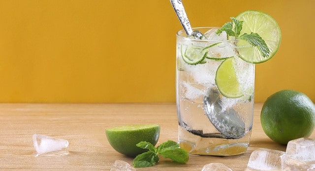 Le rêve de boire du jus d'orange et sa signification: Que signifie un rêve de boire du jus de citron ?