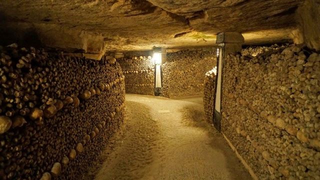 Que signifie un rêve de catacombes ?