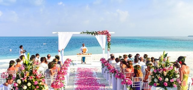 Que signifie un rêve de convives ?