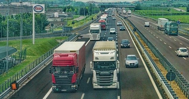 Un rêve d'autoroute et son interprétation authentique: Que signifie rêver d'autoroute ?