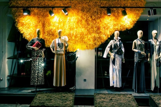 Le rêve de devanture et sa signification: Que signifie rêver de devanture ?