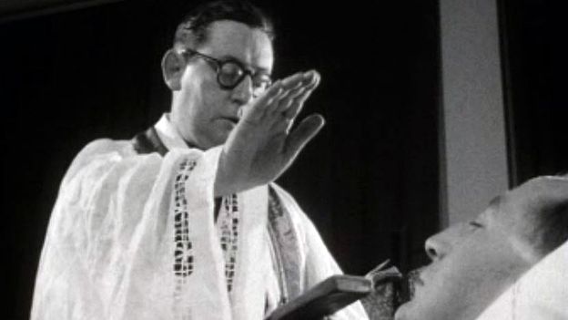 Le rêve d'extrême-onction et sa signification: Que signifie rêver d'extrême-onction ?