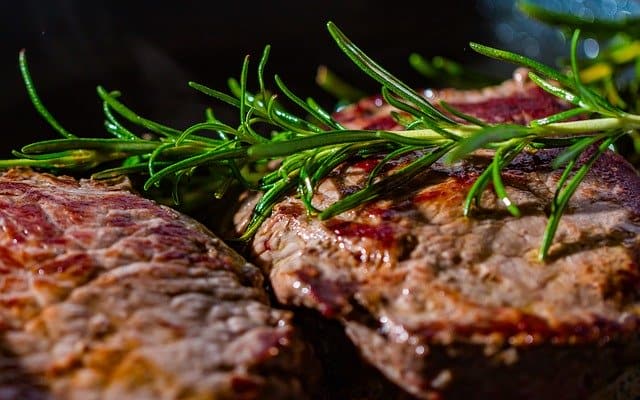 Le rêve de manger de la viande et sa signification: Que signifie rêver de manger de la viande ?