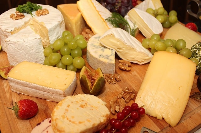 Le rêve de manger du fromage et sa signification: Que signifie rêver de manger du fromage ?