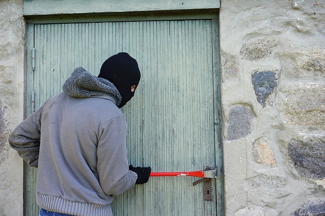 Pourquoi rêver de cambrioleur ?