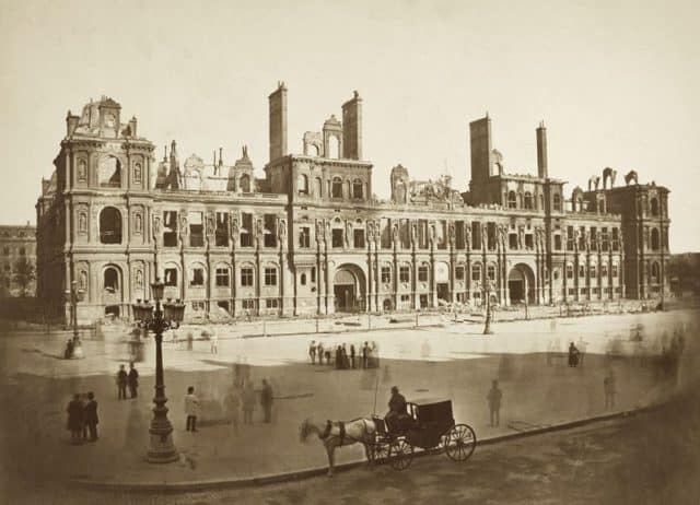Le rêve d'hôtel de ville et son explication en détails: Pourquoi rêver d'hôtel de ville ?