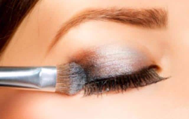 Un rêve de fard et sa signification: Que signifie rêver de fard ?