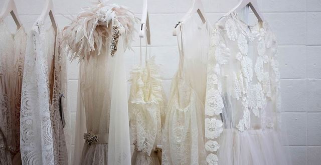 Rêver de vêtements blancs  Interprétations exactes et complètes