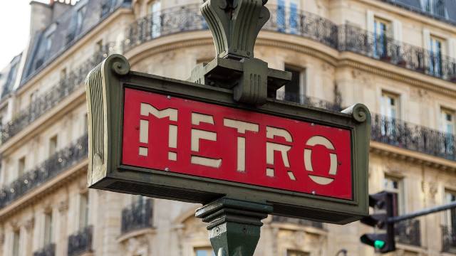Un rêve de métro et sa signification: Que signifie rêver de métro ?