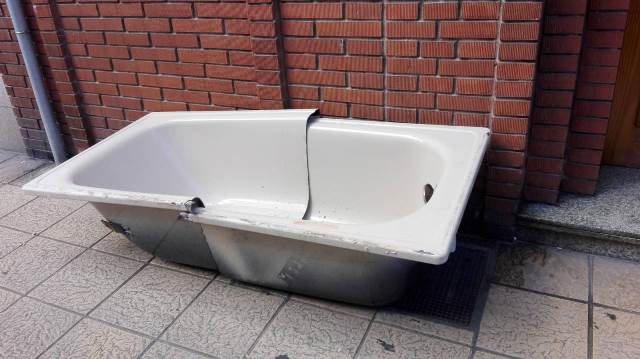 Un rêve de baignoire cassée et sa signification: Que signifie rêver de baignoire cassée ?