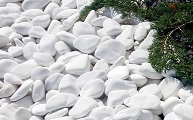 Un rêve de cailloux blancs et sa signification: Que signifie rêver de cailloux blancs ?