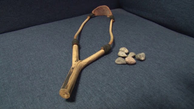 Que signifie rêver de lance pierres ?