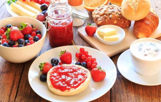 Un rêve de petit déjeuner et sa signification: Que signifie rêver de petit déjeuner ?