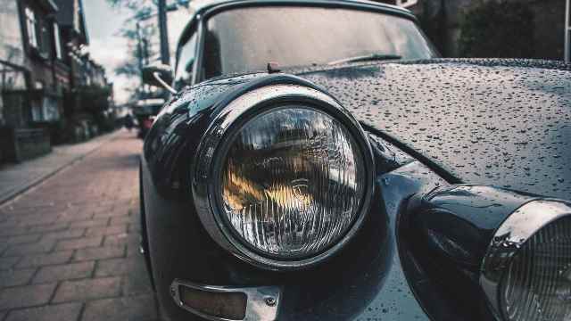 Un rêve de phares de voiture et sa signification: Que signifie rêver de phares de voiture ?