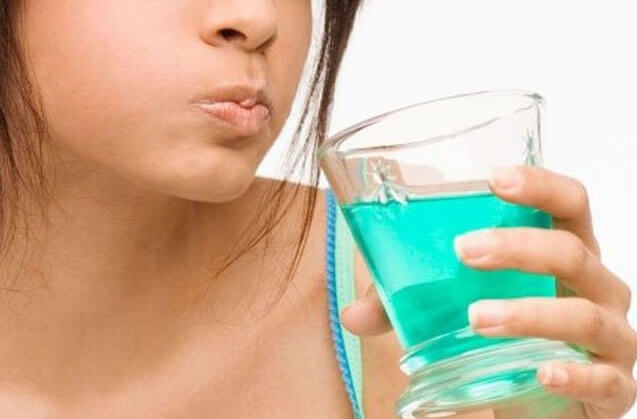 Que signifie rêver de se rincer la bouche ?